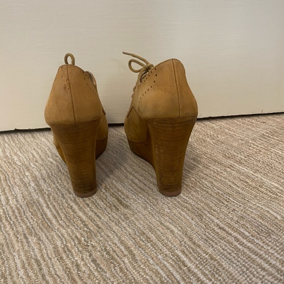 Seychelles size 6 5-inch platform Wedge Oxfords - Picture 3 of 5